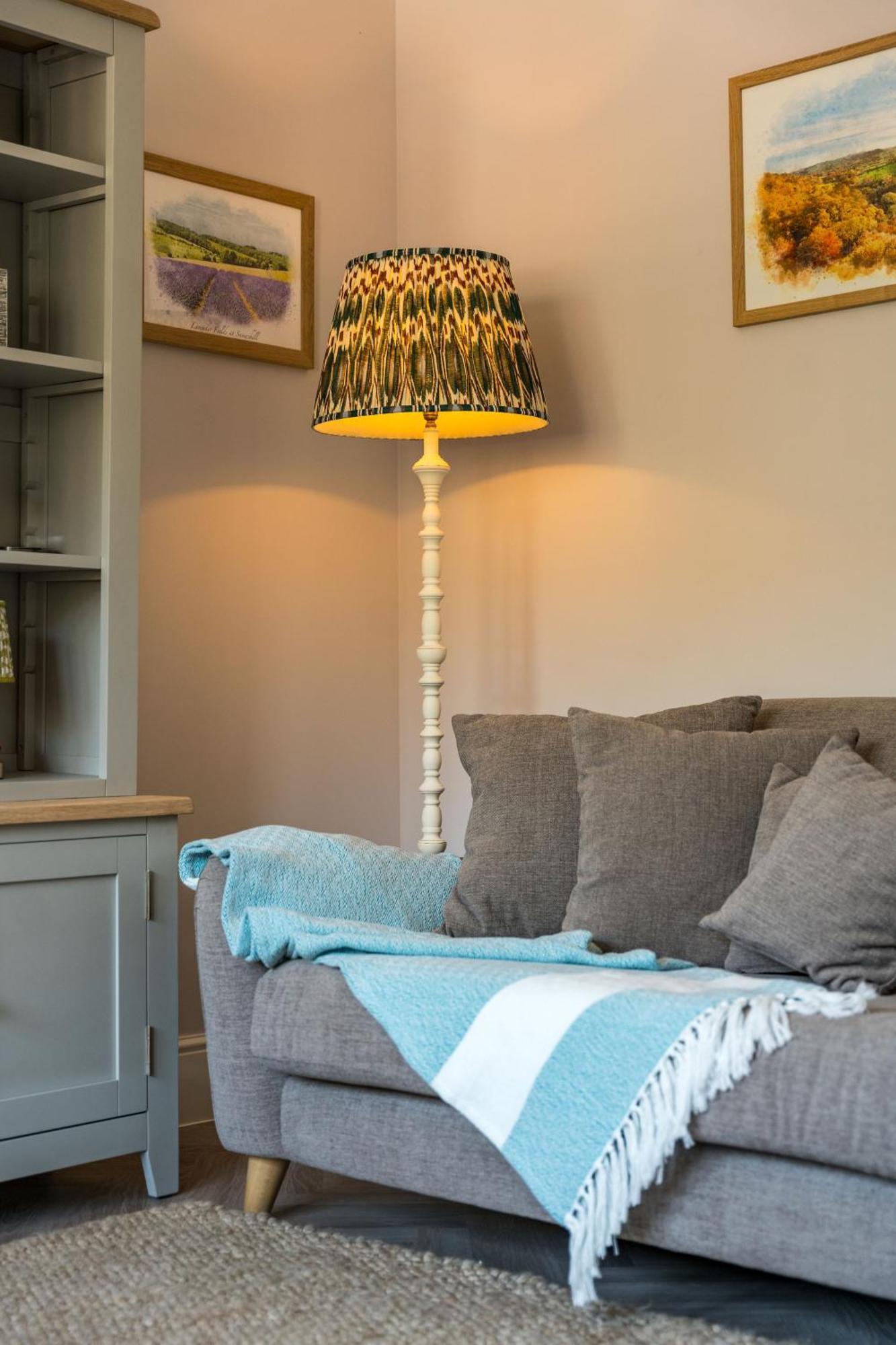 Fleming Cottage - Contemporary Cotswold Home Upper Rissington ภายนอก รูปภาพ